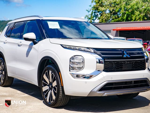 2024 Mitsubishi Outlander PHEV SEL