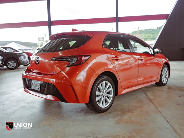 2024 Toyota Corolla Hatchback SE