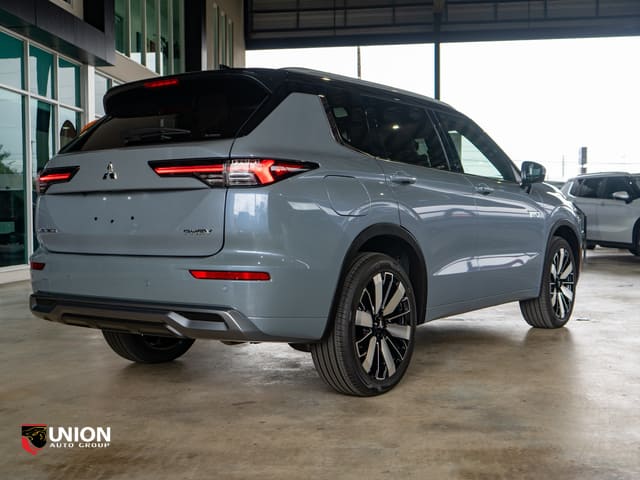 2026 Mitsubishi Outlander SEL