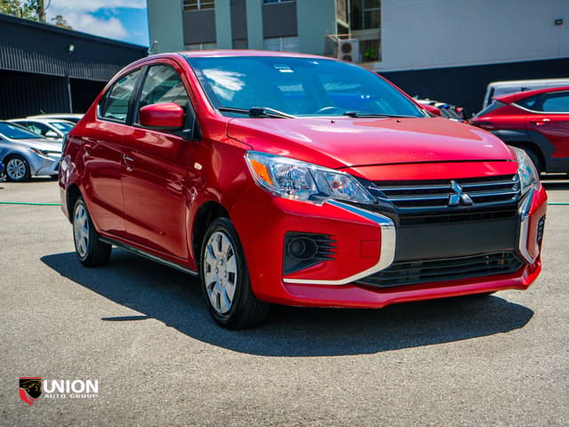 2024 Mitsubishi Mirage G4 ES