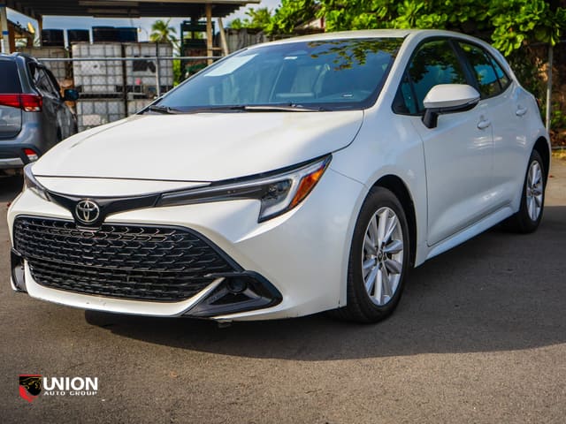 2024 Toyota Corolla Hatchback SE