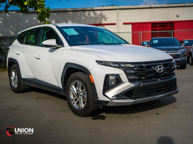 2025 Hyundai Tucson SE