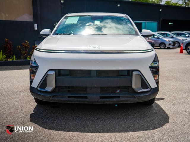 2025 Hyundai Kona SE