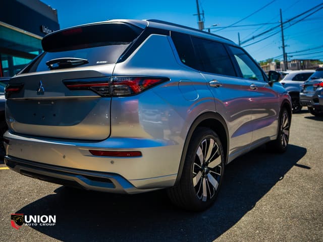 2026 Mitsubishi Outlander SEL