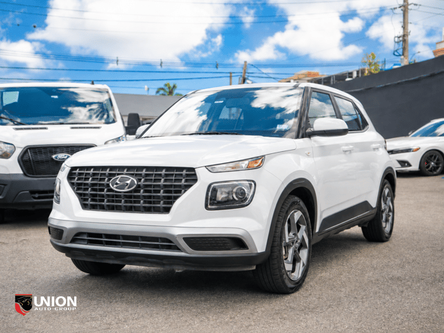 2025 Hyundai Venue SE