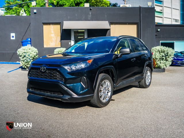 2021 Toyota RAV4 LE