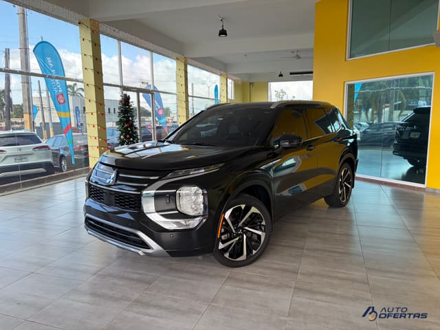 2025 Mitsubishi Outlander SEL