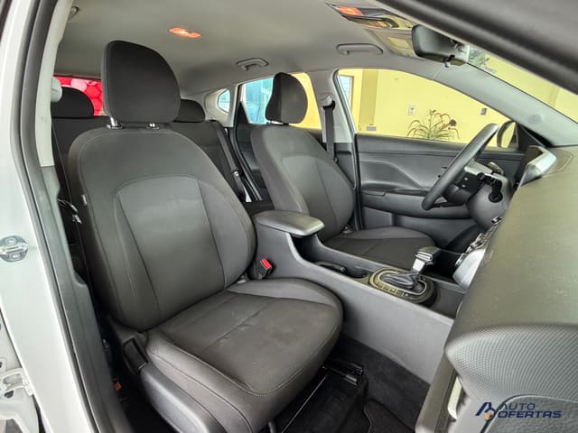 2025 Hyundai Kona SE