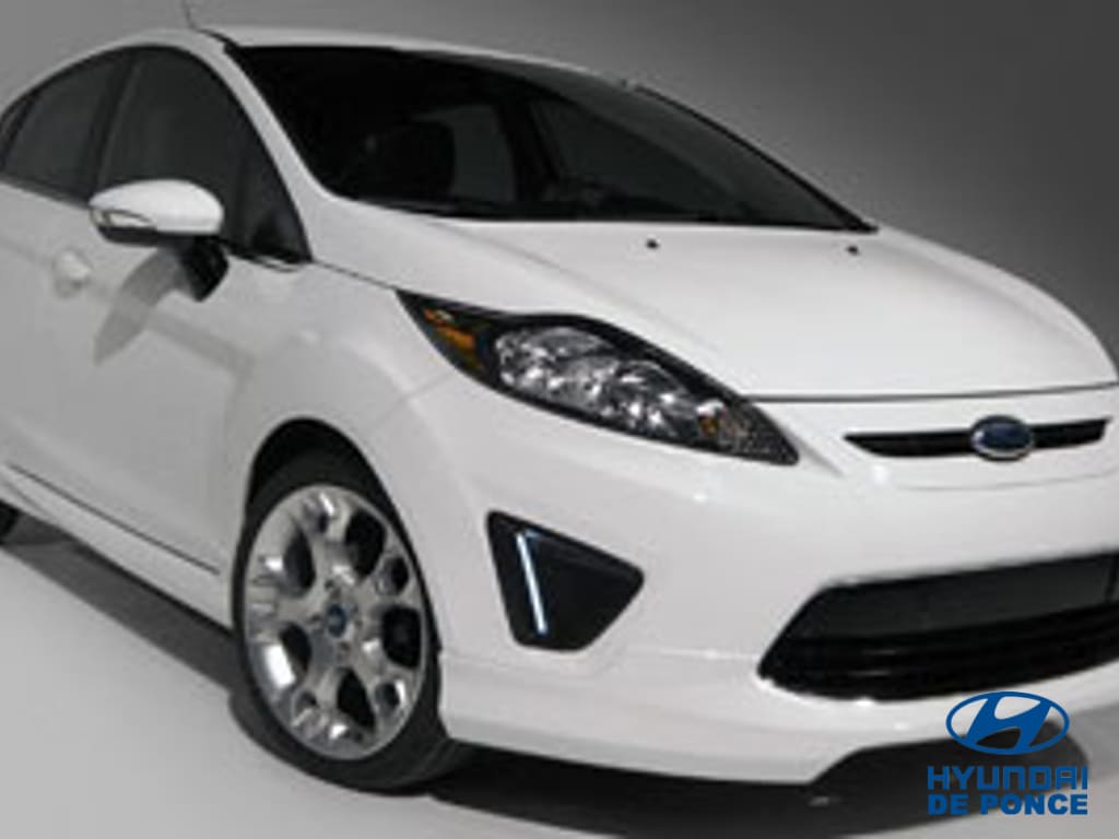 2012 Ford Fiesta SE's photo