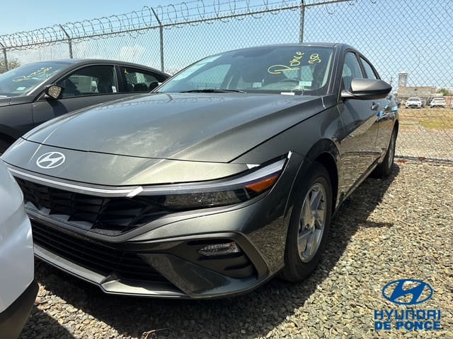 2026 Hyundai Elantra SE