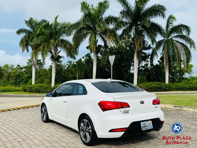 Kia Forte Koup 2016 con pago bajito