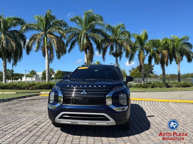 Mitsubishi Outlander 2023