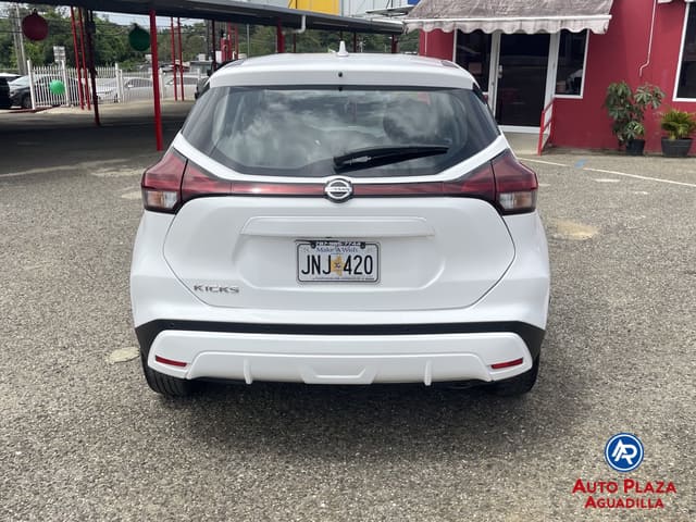 2021 Nissan Kicks S