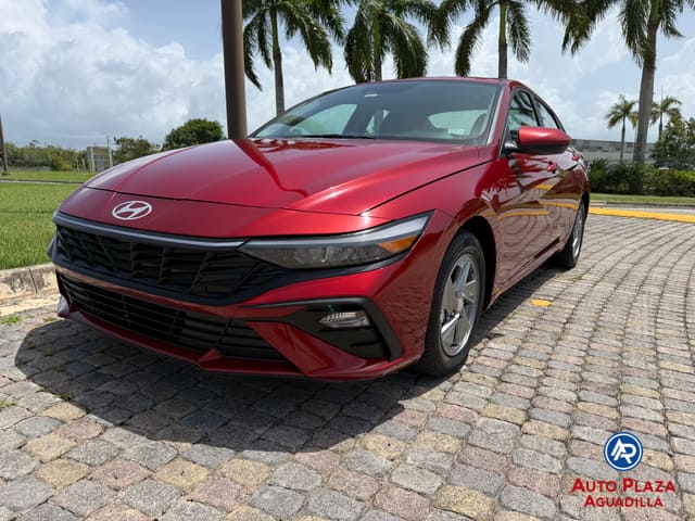 2024 Hyundai Elantra SE