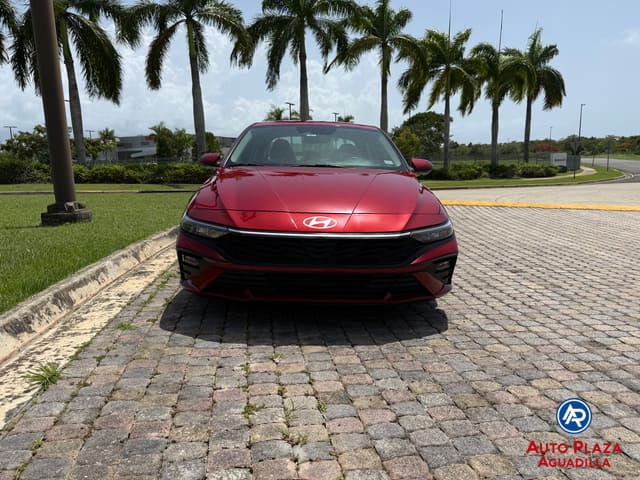 2024 Hyundai Elantra SE