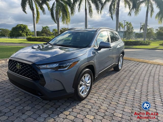 2024 Toyota Corolla Cross LE
