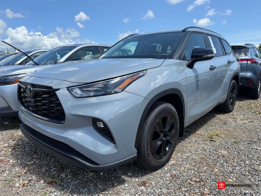2025 Toyota Highlander Hybrid XLE AWD's photo