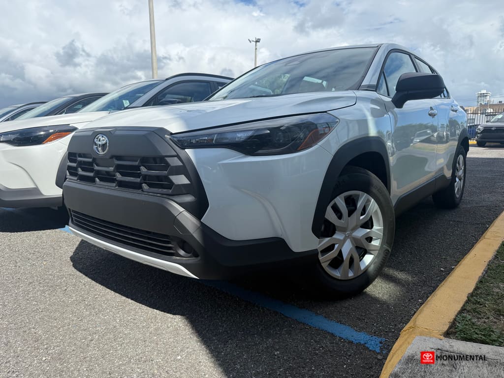 2026 Toyota Corolla Cross L's photo