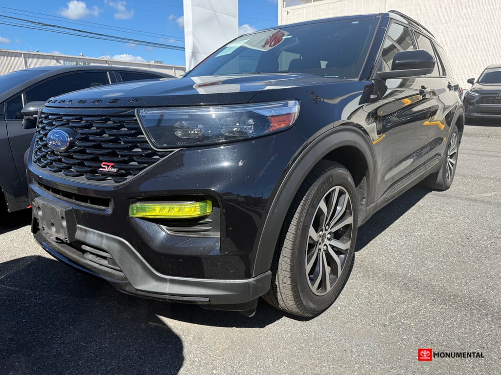 2022 Ford Explorer ST-LINE's photo