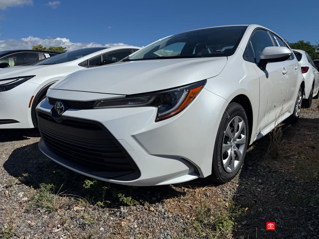 2026 Toyota Corolla LE's photo