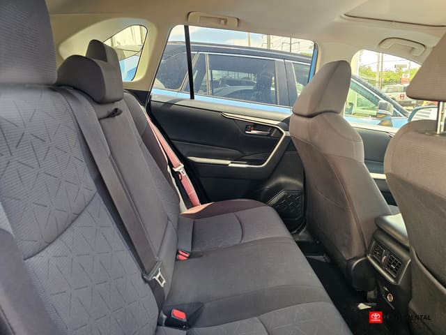 Inventario Usados 13 2019 Toyota RAV4 XLE
