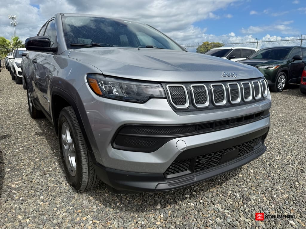 2022 Jeep Compass Sport's photo