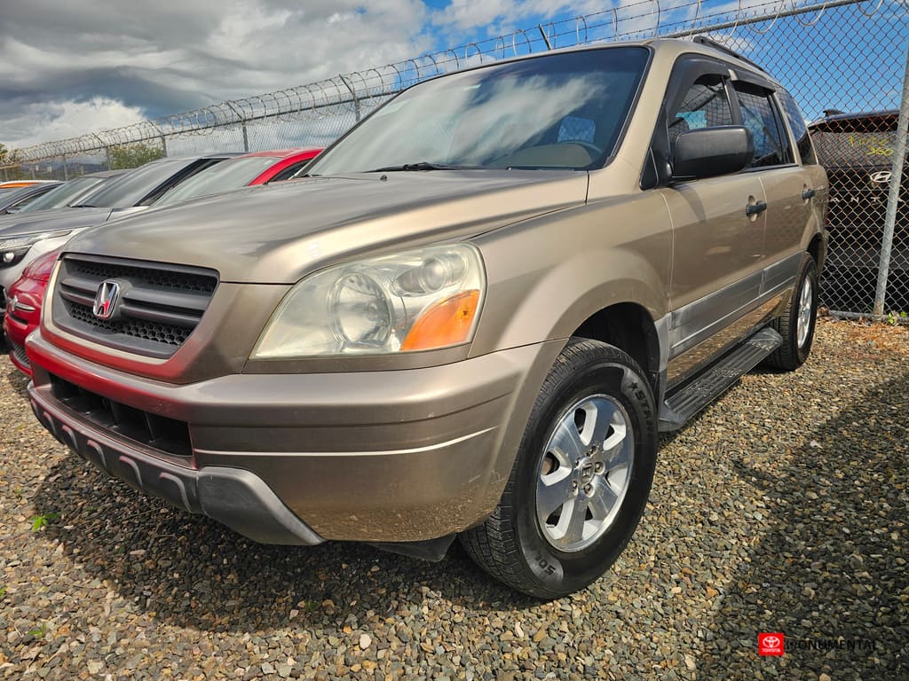 2005 Honda Pilot LX's photo
