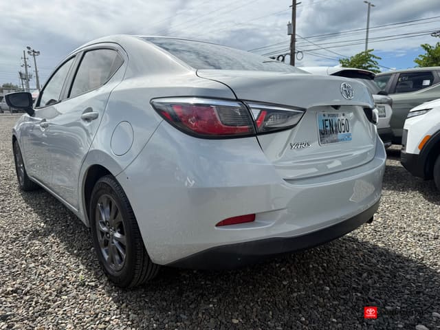 Inventario Usados 2 2019 Toyota Yaris Sedan L