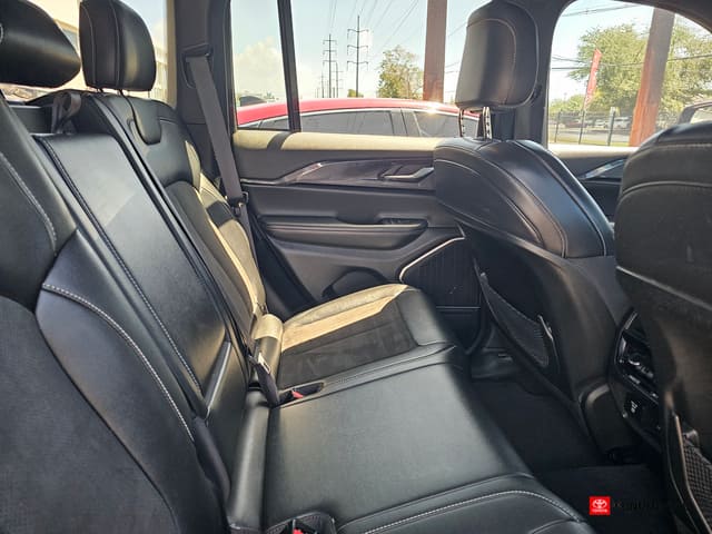 Inventario Usados 28 2022 Jeep Grand Cherokee LARE