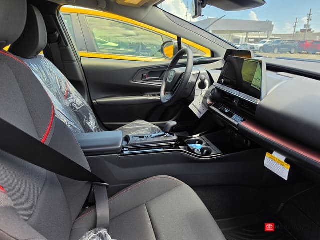 Inventario Nuevos 69 2026 Toyota Prius Plug-In Hybrid SE