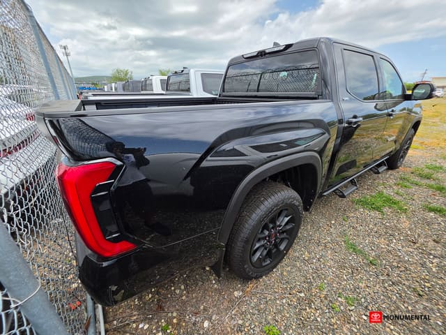 Inventario Nuevos 82 2026 Toyota Tundra 4WD SR