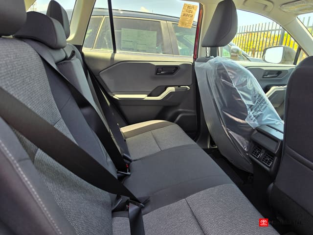 Inventario Nuevos 38 2026 Toyota RAV4 LE