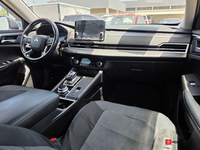 Inventario Usados 9 2022 Mitsubishi Outlander SE
