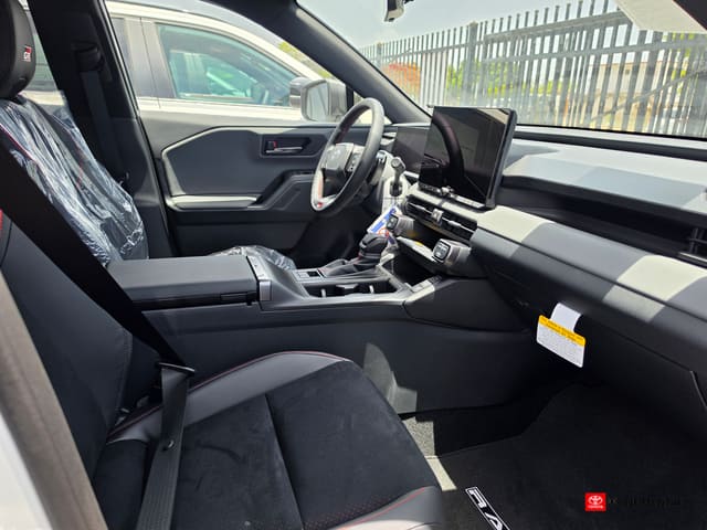 Inventario Nuevos 34 2026 Toyota RAV4 Plug-In Hybrid SE
