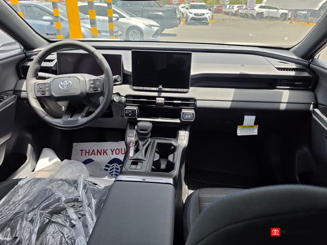 Inventario Nuevos 4 2026 Toyota RAV4 LE