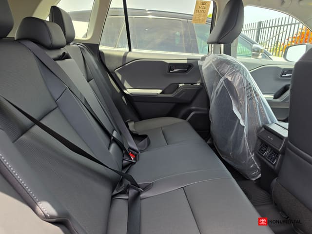 Inventario Nuevos 28 2026 Toyota RAV4 LE