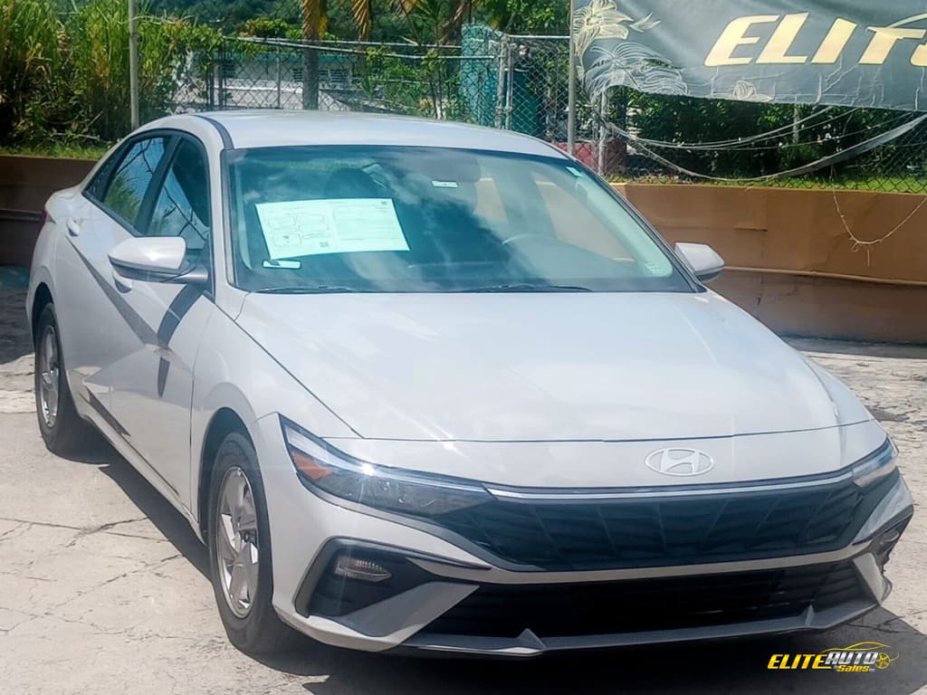 2025 Hyundai Elantra 2.0 SE IVT's photo