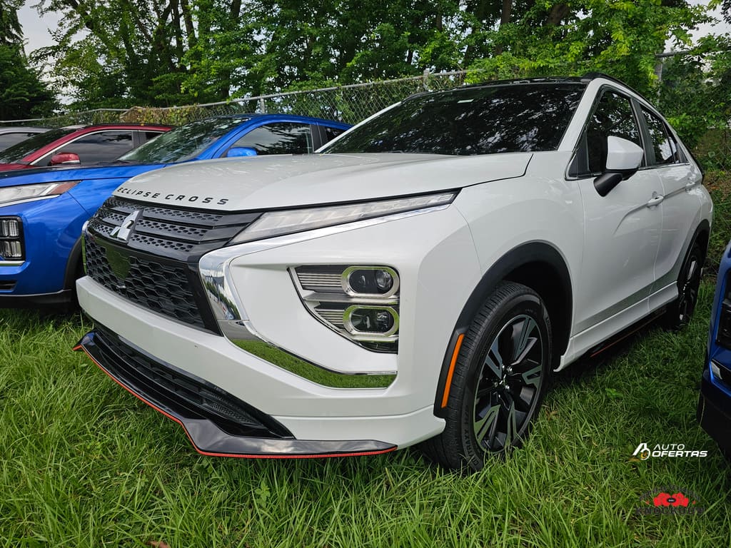 2023 Mitsubishi Eclipse Cross's photo