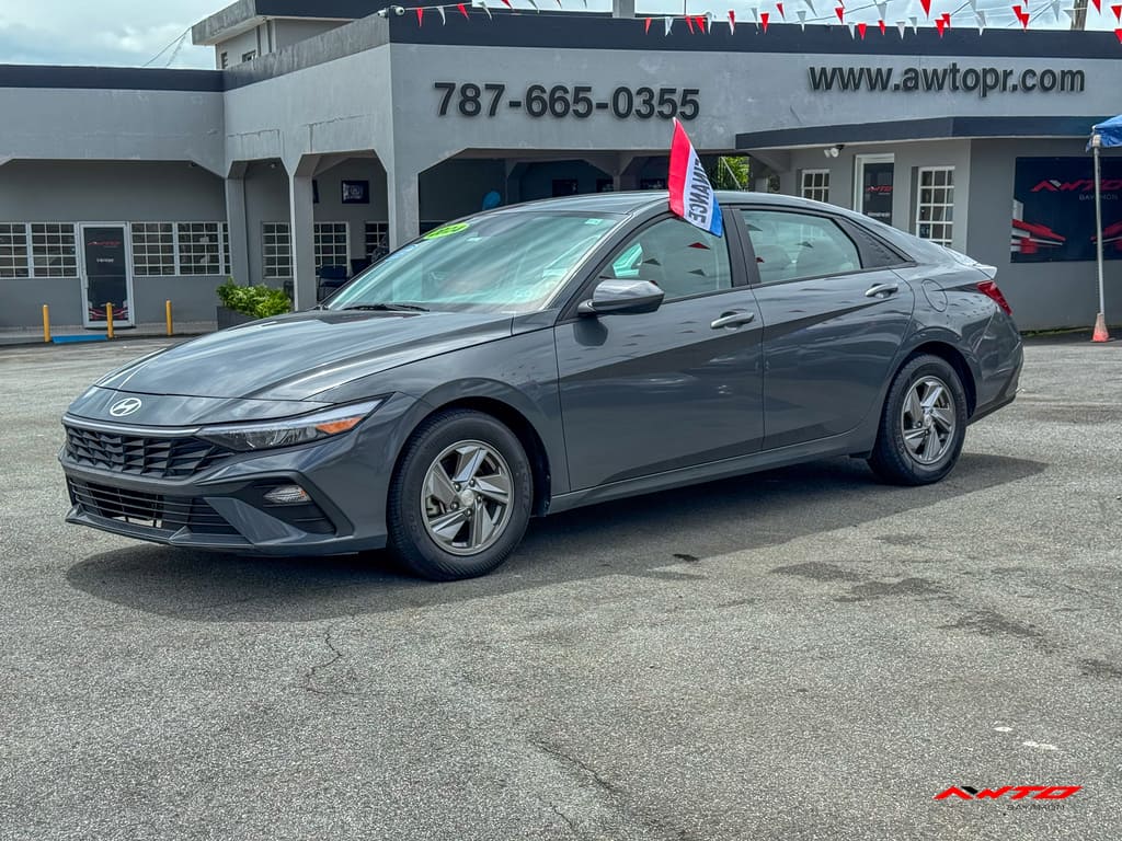 2024 Hyundai Elantra 2.0 SE IVT's photo