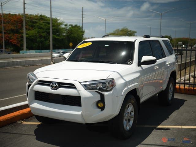 2023 Toyota 4Runner SR5