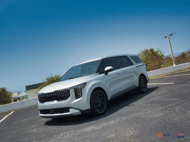 2026 Kia Carnival LX