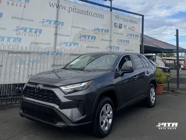 2024 Toyota RAV4 LE