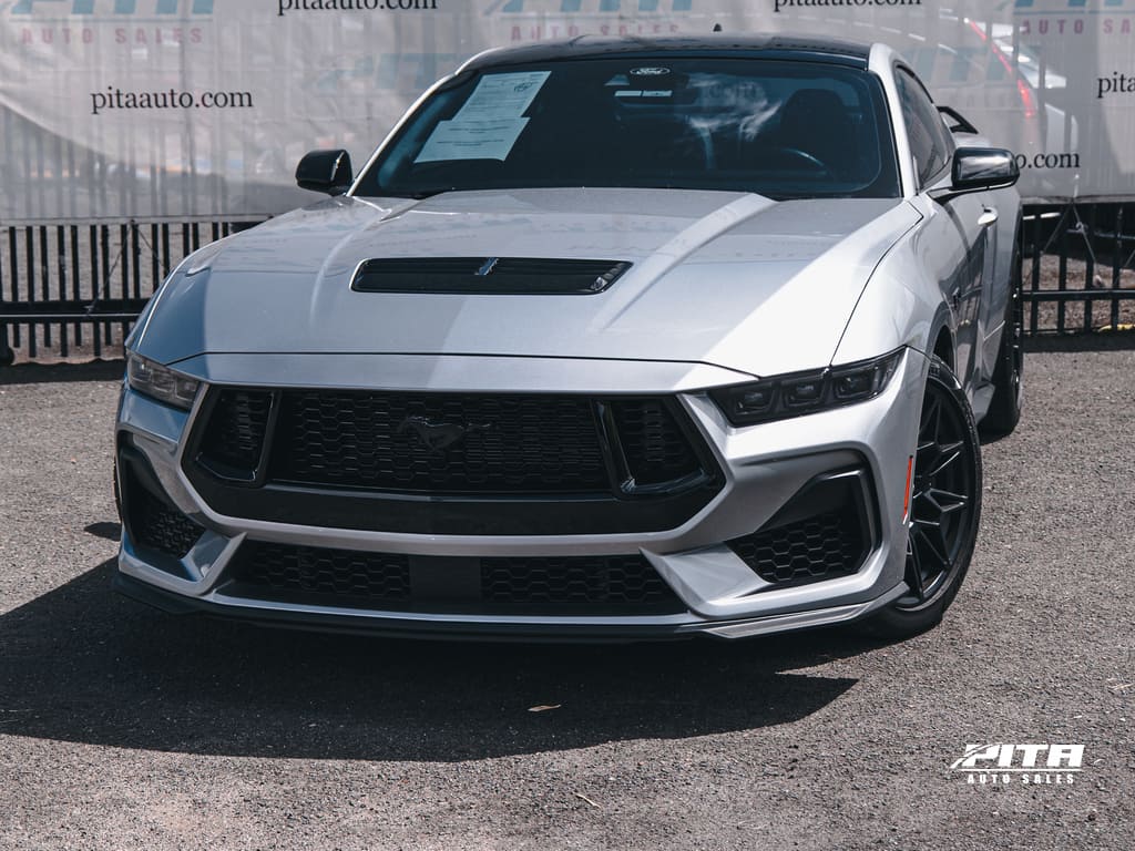 2024 Ford Mustang GT Fastback's photo