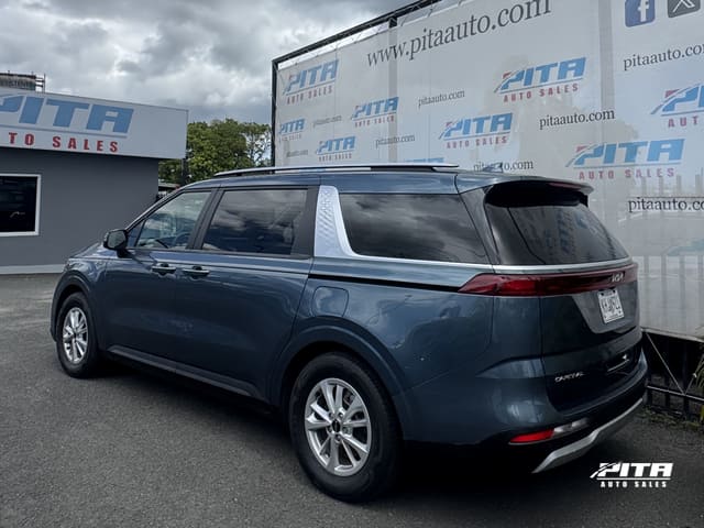 2024 Kia Carnival LX