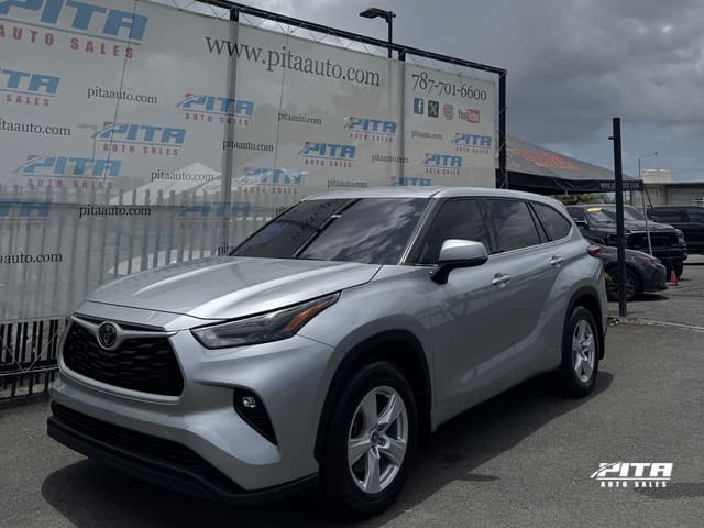 2022 Toyota Highlander LE