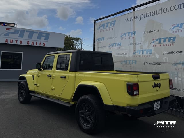 2024 Jeep Gladiator Sport S