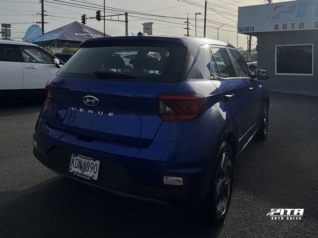 2025 Hyundai Venue SE