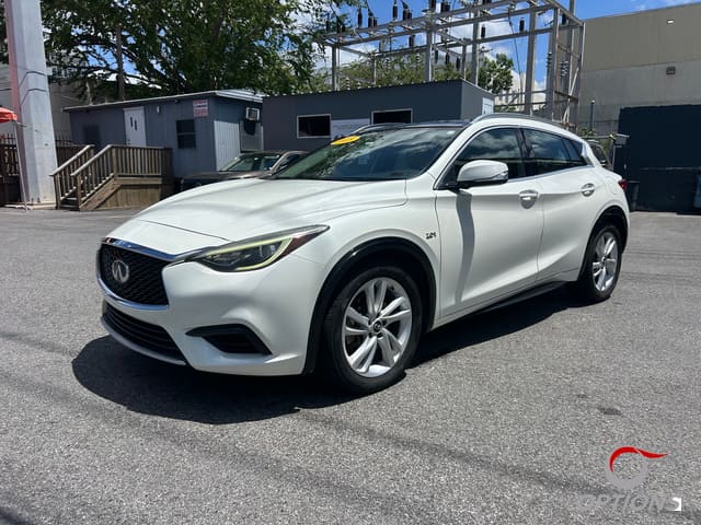 2018 Infiniti QX30 Base