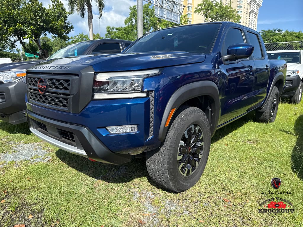 2023 Nissan Frontier's photo