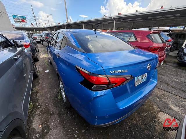 Nissan Versa S 2021